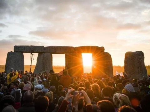 Summer Solstice: The Longest Day Of The Year thumbnail
