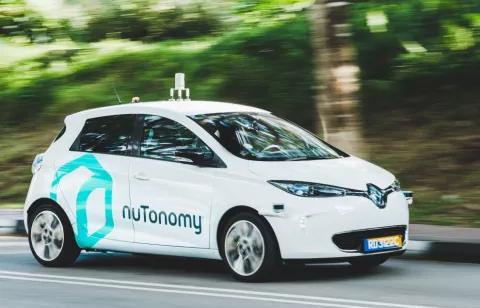 Singapore Tests Driverless Taxis thumbnail