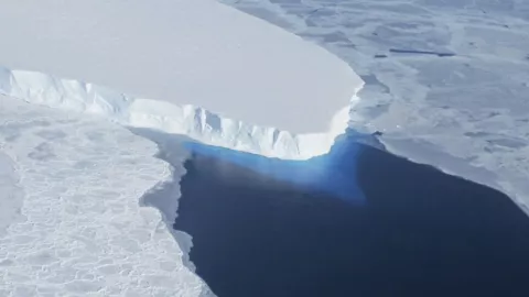 The Thwaites Glacier Melts Away thumbnail
