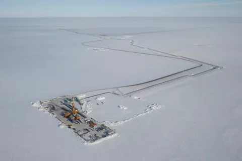 A Límite a la extracción de petróleo en Alaska thumbnail