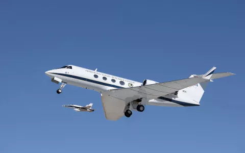 Plane Wings That Change Shape thumbnail